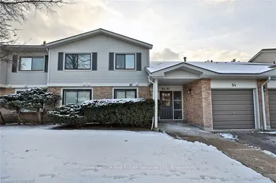 2701 Aquitaine Avenue 54, Mississauga, ON L5N 2H7