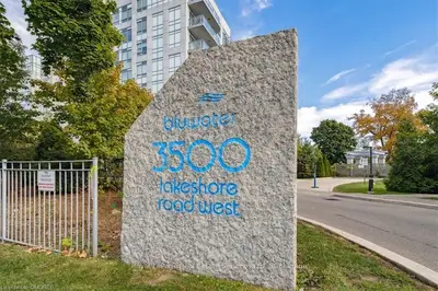 3500 LAKESHORE Road W 707, Oakville, ON L6L 0B4