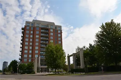 2365 CENTRAL PARK Drive 905, Oakville, ON L6H 0C7