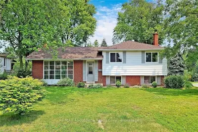 153 SABEL Street, Oakville, ON L6L 3V5