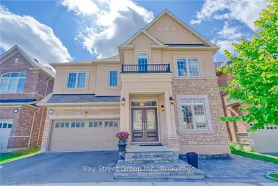 216 JESSIE CAVERHILL, Oakville, ON, L6M 0Z6