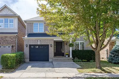 2521 FALKLAND Crescent, Oakville, ON L6M 4Y2