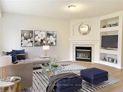 2323 GUILDSTONE Crescent, Oakville, ON L6M 3Y8