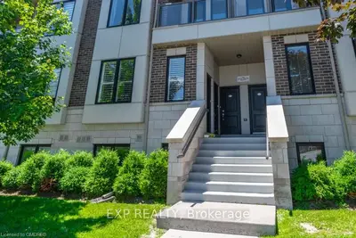 252 Royal York Road 209, Toronto W06, ON M8V 1Y8