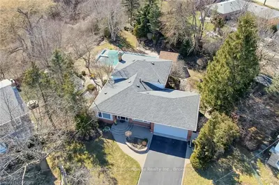 18 EDEN Place, Halton Hills, ON L7G 1G5