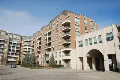 2480 PRINCE MICHAEL Drive 318, Oakville, ON L6H 0H1