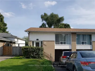 2674 Lundene Road LOWER, Mississauga, ON L5J 3Z1