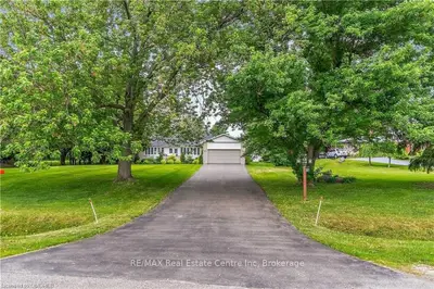 12471 Fifth Side Road, Halton Hills, ON L7G 4S6