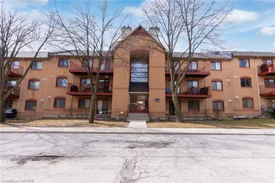 1488 PILGRIMS Way 1311, Oakville, ON L6M 3G8
