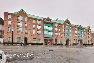 185 Robinson Street 405, Oakville, On L6j 5w7