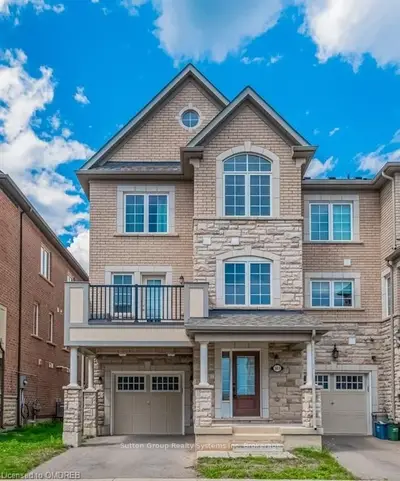 303 ELLEN DAVIDSON Drive, Oakville, ON L6M 0V1