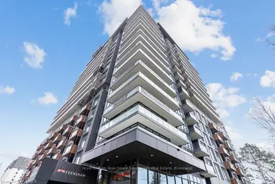 21 PARK Street E 703, Mississauga, ON L5G 1L7