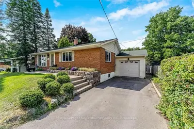 132 CHURCHILL Road S, Halton Hills, ON L7J 2J6