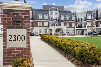 2300 UPPER MIDDLE Road W 114, Oakville, ON L6M 0T4