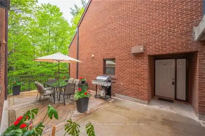 530 Falgarwood Drive 23, Oakville, On L6h 1n3