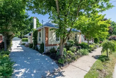 21 KING Street, Halton Hills, ON L7G 2G9