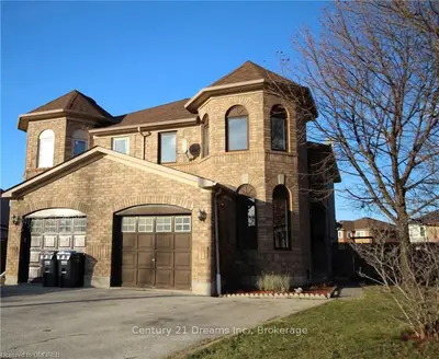 3349 Spirea Terrace, Mississauga, ON L5N 7N3