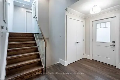 2133 SAMWAY Road, Oakville, ON L6L 2P5