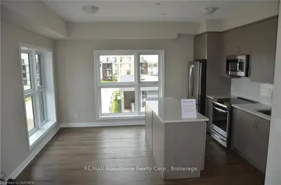 128 GROVEWOOD 309, Oakville, ON L6H 0X3