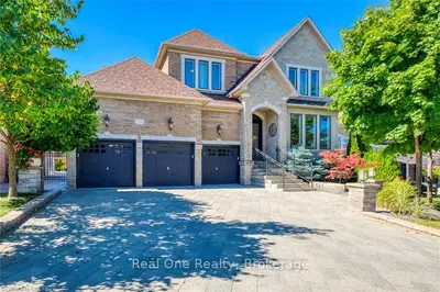 2309 DELNICE Drive, Oakville, ON L6H 0A8