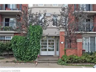 2301 Parkhaven Boulevard 205, Oakville, ON L6H 6V6