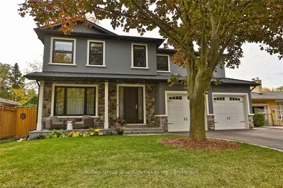 1306 Ingledene Drive, Oakville, ON L6H 2J4