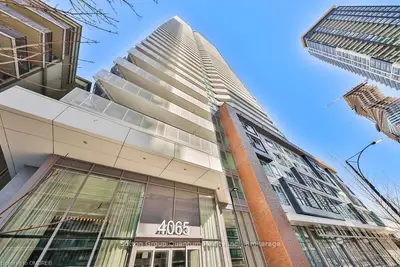 4065 Confederation Parkway Ph 06, Mississauga, ON L5B 0L4