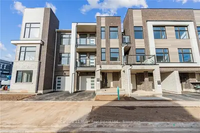 2463 BELT Lane, Oakville, ON L6M 5L9