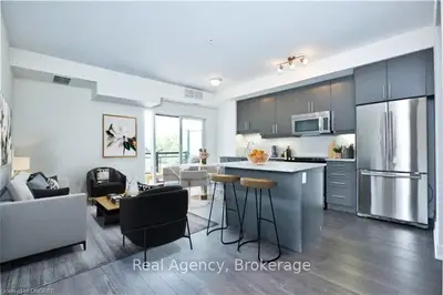 128 GARDEN Drive 323, Oakville, ON L6K 2W4