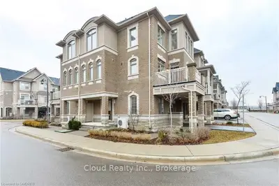 2435 GREENWICH Drive 16, Oakville, ON L6M 0S4