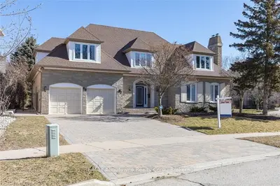 99 BYRON Street, Oakville, ON L6J 6E6