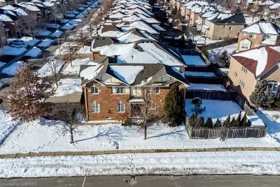 1431 PINE GLEN Road, Oakville, ON L6M 4P3