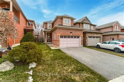 107 RUSSELL Street, Halton Hills, ON L7G 5Z1
