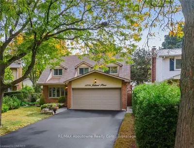 1076 JUTLAND Place, Oakville, ON L6H 2V3