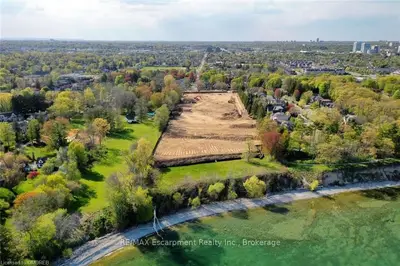 346-362 LAKESHORE RD W - LOT 5 Road, Oakville, ON L6K 1G1