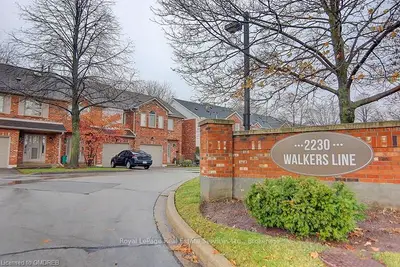 2230 WALKERS Line 18, Burlington, ON L7M 3Y8