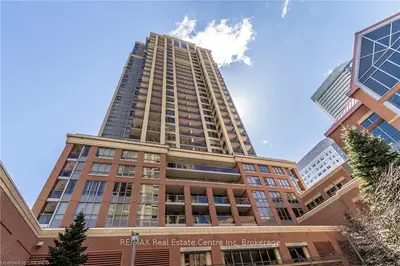 4080 Living Arts Drive 1810, Mississauga, ON L5B 4M8