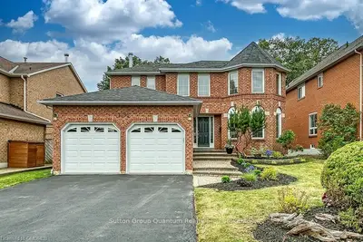 1196 LANSDOWN Drive, Oakville, ON L6J 7N6