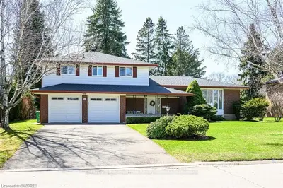 866 CALDER Road, Mississauga, ON L5J 2N7