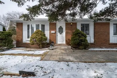 393 ENFIELD Road, Burlington, ON L7T 2X5