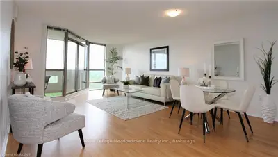 20 MCFARLANE Drive 1505, Halton Hills, ON L7G 5J8
