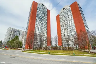 4205 Shipp Drive 608, Mississauga, ON L4Z 2Y9