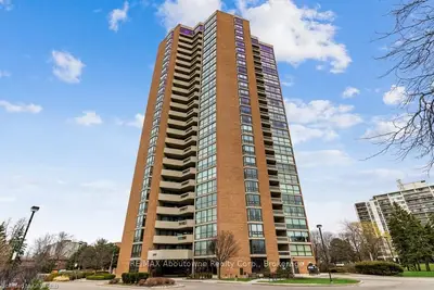 2010 ISLINGTON Avenue 1902, Toronto W09, ON M9P 3S8