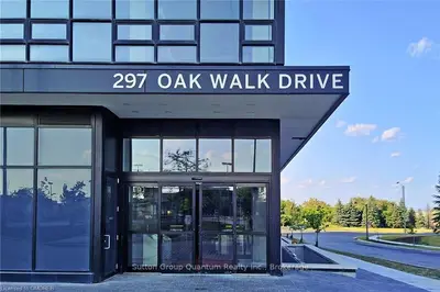297 OAK WALK DR Drive 416, Oakville, ON L6H 3R6