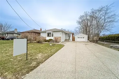 199 SOUTHVIEW Road, Oakville, ON L6K 2P2