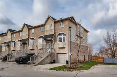 5080 FAIRVIEW Street 49, Burlington, ON L7L 7G1
