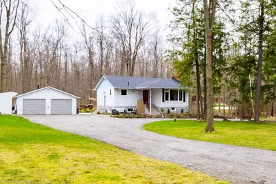 6495 17 Side Road, Halton Hills, ON L7J 2L7