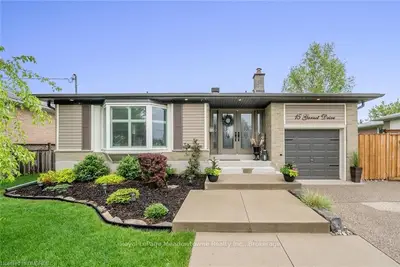 15 GARNET Drive, Halton Hills, ON L7G 1K5