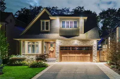 348 WATSON Avenue, Oakville, ON L6J 3V6