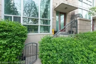 70 ABSOLUTE Avenue 122, Mississauga, ON L4Z 0A4